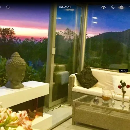 Exklusive Mit Panorama Von Schwarzwald Bis Zu Den Vogesen